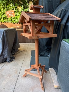 Vogelhaus WILDBICHL mit Ständer Vogelfutterhaus Futterhaus Vogel Haus Holz Kunden-Foto 2