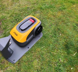 STIGA Rasenroboter A 300, kabellos, autonom, für Rasenflächen von 450 m² Kunden-Foto 4