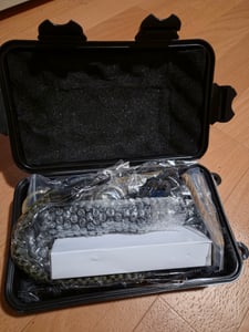 Survival Kit Ausrüstung 32in1 | Outdoor Notfall Überlebenspaket mit Messer, Feuerstahl uvm. | Kompaktes Erste-Hilfe-Set| Perfektes Geschenk für Männer Kunden-Foto 1