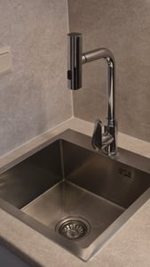 Lavello da cucina ML-Design con scarico a scomparsa e dispenser di sapone, antracite, in acciaio inox Foto del cliente 1