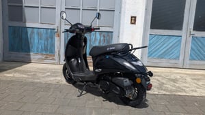 Motorroller Massimo 50ccm 45 km/h Euro 5, schwarz mit Top Case GT Union Kunden-Foto 1