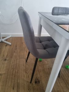 DEULINE Esszimmerstühle Essstühle Samtbezug Polsterstuhl Stühle Esszimmer Stuhl Milano 4er-Set GRAU 521252 Kunden-Foto 32
