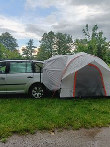 VEVOR střešní stan pro nákladní automobily 160 x 165 x 170 cm, dvouvrstvý stan venku pro pickupy stan pro nákladní automobily stan na lůžku nákladního automobilu venkovní rodinný kempinkový stan pro cestování, vodotěsný střešní stan pro zadní stan, taška na přenášení stanu Fotografie od zákazníka č. 1