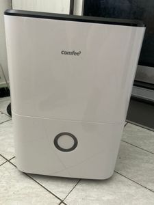 Comfee MDDF-20DEN7 Luftentfeuchter weiß 3 Liter Wassertank Timer Display Kunden-Foto 1