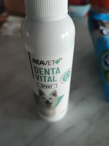 REAVET Dentalspray für Hunde - Entfernt Zahnbelag, Neutralisiert Mundgeruch, beugt Zahnstein vor I Zahnpﬂege Spray Hund, Zahnreinigung ohne Bürste für einen frischen Atem 120ml Kunden-Foto 2