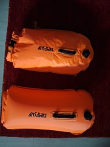 CampSUP Boje Schwimmboje mit Trockentasche & Notfallpfeife – Aufblasbare Sicherheitsboje für SUP & Schwimmen Kunden-Foto 1