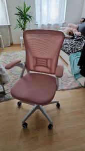 Bürostuhl – Ergonomischer Sitz – Sessel mit 90° klappbarer Armlehne – Lordosenstütze – höhenverstellbar - Grün Kunden-Foto 7