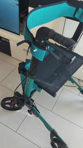 Chodzik Vital 51036, aluminiowy, z siedziskiem, składany, lekki, z regulacją wysokości, 55 x 65 x 79 do 96 Zdjęcie produktu od klienta nr 5