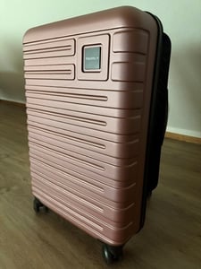 Travely Polycarbonat Koffer Groß 67cm L - 60L Innenvolumen - sehr robuster Hartschalen Koffer mit sanften Rollen & TSA Schloss, Reisekoffer, Koffer & Trolleys, Reisekoffer mit Rollen Kunden-Foto 1
