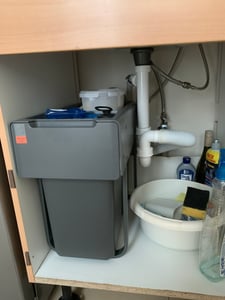 SVITA EM2x20 Einbaumülleimer 40L (2x20L) 2 Fächer mit Deckel Mülltrennsystem Küche Unterschrank Abfalleimer ausziehbar Grau Kunden-Foto 1