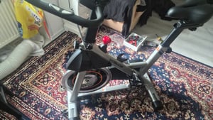 YOSUDA Heimtrainer mit magnetwiderstand , Indoor Leises Fitnessbike mit Tablet-Halter,  Bike Indoor mit LCD-Monitor,Bis 136KG Kunden-Foto 1