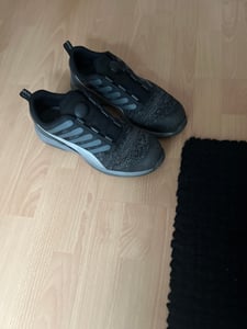 PUMA Safety Charge Disc Low S1P ESD HRO SRC Schwarz 44 Foto del cliente 1
