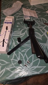 Izoxis 23518 Selfie-Stick, Stativ mit Bluetooth-Fernbedienung, 96 cm Kunden-Foto 1