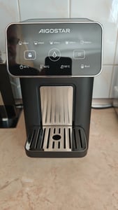 Aigostar 3L Heißwasserspender aus Edelstahl – Instant-Wasserkocher mit 3s Turbo-Aufheizung, Filterfach, 1000ml Dauerbezug & LED-Touch, BPA-frei Kunden-Foto 1