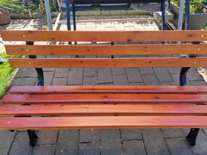 Linder Exclusiv Gartenbank 3-Sitzer Parkbank bis 240 Kg Gartenmöbel Holzbank MC4353-150 150x57x70cm Kunden-Foto 9