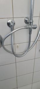 tecuro PREMIUM Brauseschlauch 1,25 m, verdrehsicher, silberglatt, KTW-BWGL Kunden-Foto 2