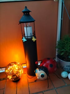 LED Kugel mit Drahtlichterkette - stehend - 80 bernsteinfarbene LED - D: 20cm - f. Außen - rauchgrau Kunden-Foto 1