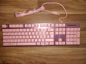 Deltaco Gaming GAM-021-RGB-P-DE, Kabelgebunden, USB, Membran Key Switch, QWERTZ, RGB-LED, Pink Kunden-Foto 1