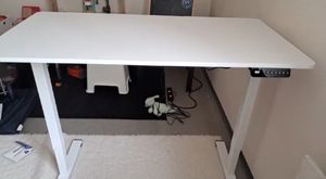 FLEXISPOT EN1 Höhenverstellbarer Schreibtisch 160x80cm, 100 kg Tragkraft, mit Anti-Kollisionsschutz, Einteilige Tischplatte, 4 Memory-Funktion (Braun) Kunden-Foto 1