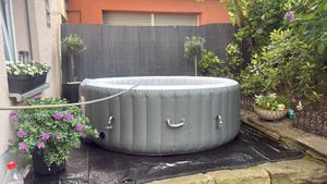 AREBOS Whirlpool aufblasbar | Ø208cm | 6 Personen | 130 Düsen | 1000L | Abdeckung Kunden-Foto 13
