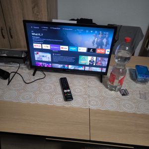 MEDION 108 cm (43 Zoll) Full HD Fernseher (Android TV, Smart TV, HDR, Prime Video, PVR, Bluetooth, MD 843100) Kunden-Foto 4