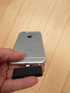 Audio Musik Adapter 30-Pin auf 8-Pin Lightning für iPhone 5 SE 5s 5c schwarz Kunden-Foto 1