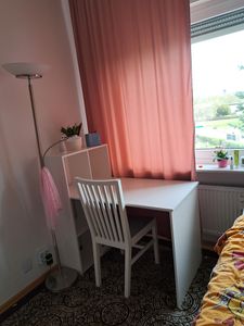 EUGAD Schreibtisch mit Regal links/rechts montierbar, PC Tisch mit Stauraum weiß Kunden-Foto 5
