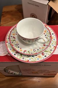 Flirt Kaffeeservice Doppio Shanti 18-teilig mit Blümchenmuster, Porzellan Kunden-Foto 5