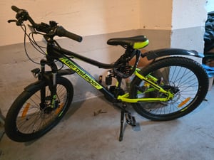 Bergsteiger Broome 26 Zoll Kinderfahrrad, Shimano 21 Gang-Schaltung, StVZO,  Mountainbike mit Vollfederung, Scheibenbremsen & Dynamo-Licht, geeignet für 8, 9, 10, 11, 12, 13 Jahre, Jungen-Fahrrad & Mädchen-Fahrrad Kunden-Foto 1