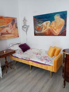 Canapé deux places Merax avec fonction lit, canapé-lit avec dossier et accoudoirs réglables, revêtement velours, espace de couchage 215×81,5 cm, jaune Photo du client 3