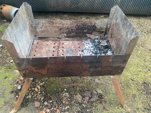 Klappbarer Mangal Camping-Grill DIPLOMAT-2 + Edelstahl 6 Grillspiesse Kunden-Foto 1