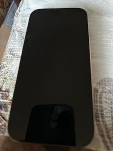 Apple iPhone 16 Pro 128GB Desert Titanium 6.3" iOS Foto del cliente 1