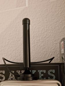 Wicked Chili DVBT2 Antenne kompatibel mit HD TV Receiver Samsung, Xoro, Dyon, TechniSat, Digitalbox, Freenet, Magnetfuß für innen und außen (starker DVB-T2 HD Empfang, Magnetfuß, 3m Koaxialkabel) Kunden-Foto 1