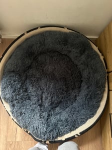 SWANEW Lit pour chien Lits pour chiens Coussin LUXE Lit pour chat Peluche Lit pour animaux gris foncé 60cm Photo du client 3