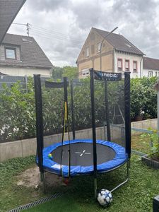 KINETIC SPORTS Trampolin Outdoor 'Salto Plus' Ø 183/244/305/366/400/430/490 cm - Komplett-Set für Kinder, bis zu 160kg Kunden-Foto 2