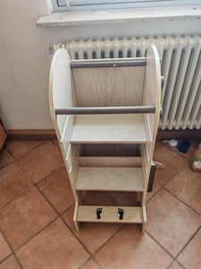 COSTWAY 4-in-1 kinderleertoren met glijbaan, Montessori trapleerladder met krijtbord en speelbord, houten keukenhulp, opstapje voor kinderen vanaf 3 jaar Klantenfoto 3