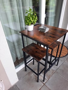 VASAGLE Bartisch-Set mit 2 Barhockern, stehtische, bistrotische, 60 x 60 x 90 cm, Vintagebraun Kunden-Foto 2