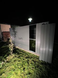 Juskys Metall Gerätehaus M mit Pultdach, Schiebetür & Fundament - 4m³ - Anthrazit Kunden-Foto 1