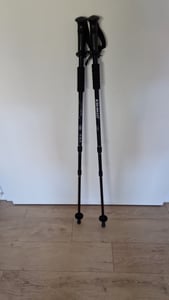 KRUMAD Trekkingstöcke, Nordic Walking Stöcke Aluminium, 2 Stück, Teleskopische Wanderstöcke verstellbar 53–110 cm / 64–134 cm, für Damen und Herren Kunden-Foto 1