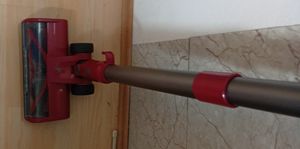 Vactidy C6 Staubsauger mit Kabel, 7m Kabel/1.7kg/30000Pa/600W, 800mL-Staubbehälter Stielstaubsauger, Ein-Knopf-Entleerung, Handstaubsauger für Teppich Fotografie od zákazníka č. 1