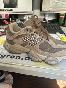 New Balance U9060 Erc Couleur Beige Photo du client 1