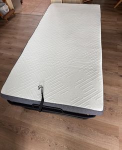 GUNUSS Klappbett Erwachsene Gästebett Klappbar mit13 cm Dicke Matratze 200x90x46cm Reisebett Metallbett einer Tragfähigkeit von 250 kg Kunden-Foto 1
