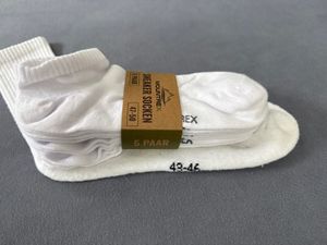 MOUNTREX® Sneaker Socken Damen & Herren (10 Paar) - Weich & Elastisch - Handgekettelte Spitze - Kurze Socken, Sneakersocken - Weiß, 39-42 Kunden-Foto 1