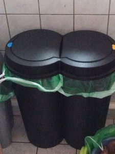 Odpadkový koš 2x25 litrů Duo Bin - barva: černá Fotografie od zákazníka č. 1