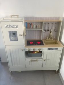 Kinderplay Holz Kinderküche mit LED Licht und Sound – höhenverstellbar – umfangreiches Zubehör Kunden-Foto 1