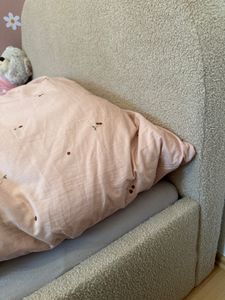 Sofello Modernes Polsterbett 90-120x200 MOON 120x200 Holzlattenrost mit der Funktion Aufheben  Beige Boucle Teddystoff Holzlattenrost und Stauraum Kunden-Foto 2