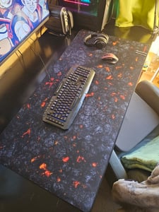 Titanwolf Gaming Mauspad, XXXL Speed Mousepad 1200 x 600 mm, Geschwindigkeit & Präzision, schwarz Kunden-Foto 3