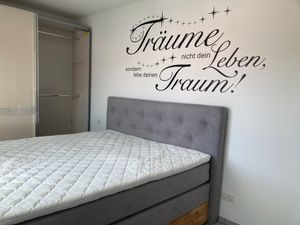 Belanoti MARBO Boxspringbett 160x200 mit Bettkasten 7-Zonen Taschenfederkern Matratze inklusive Visco Topper Bett 160x200 Eiche in der Farbe Hellgrau H2/H3 Polsterbett mit Massivholz Eiche Kunden-Foto 1