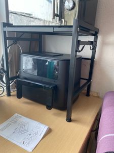 Küchenregale, Ausziehbarer Mikrowellenständer mit 6 Haken, 40-64cm ausziehbarer Mikrowellen Regal, Gewürzregal, Mikrowellenhalterung, Organizer mit 6 Haken, bis 30kg, Schwarz Kunden-Foto 3