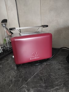 Schaub Lorenz Kompakt-Toaster 925 Watt Doppelschlitz weinrot matt Kunden-Foto 1
